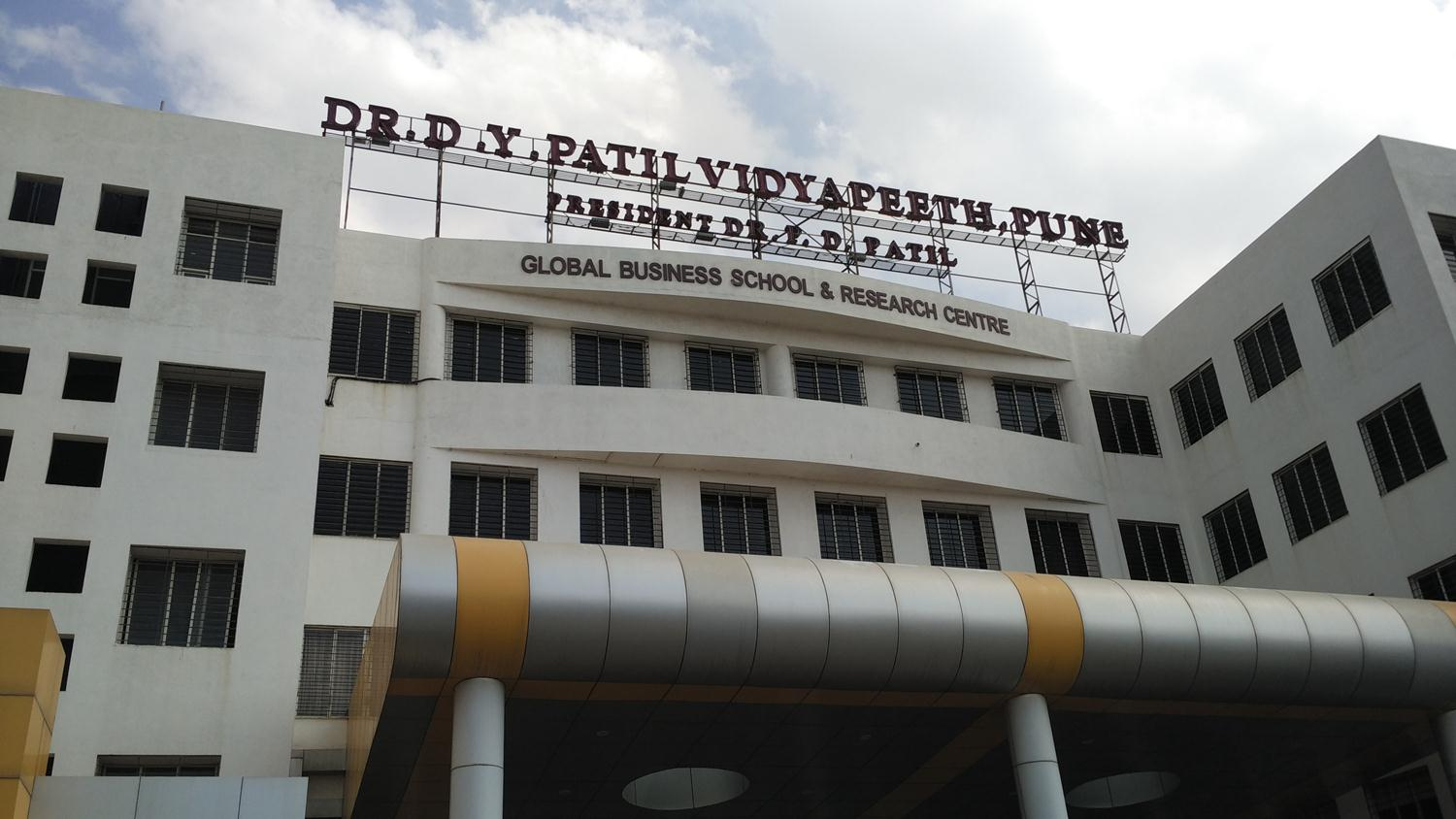 Dr D Y PATIL VIDYAPEETHS Global Business School Research Centre 